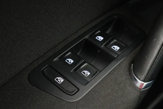 Volkswagen Golf – thumbnail 26