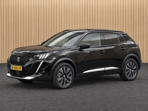 Peugeot e-2008 EV GT Pack 50 kWh | Panoramadak/Alcantara/18" LMV/Stoelverwarming