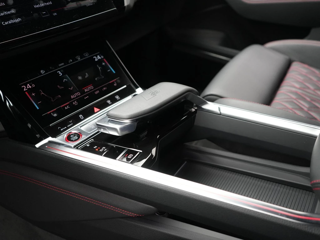 Audi Q8 Sportback e-tron – foto 42
