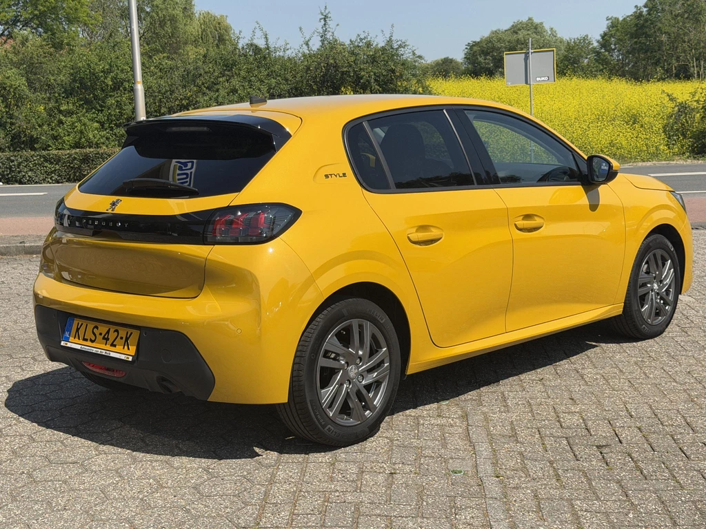 Peugeot 208 – foto 8