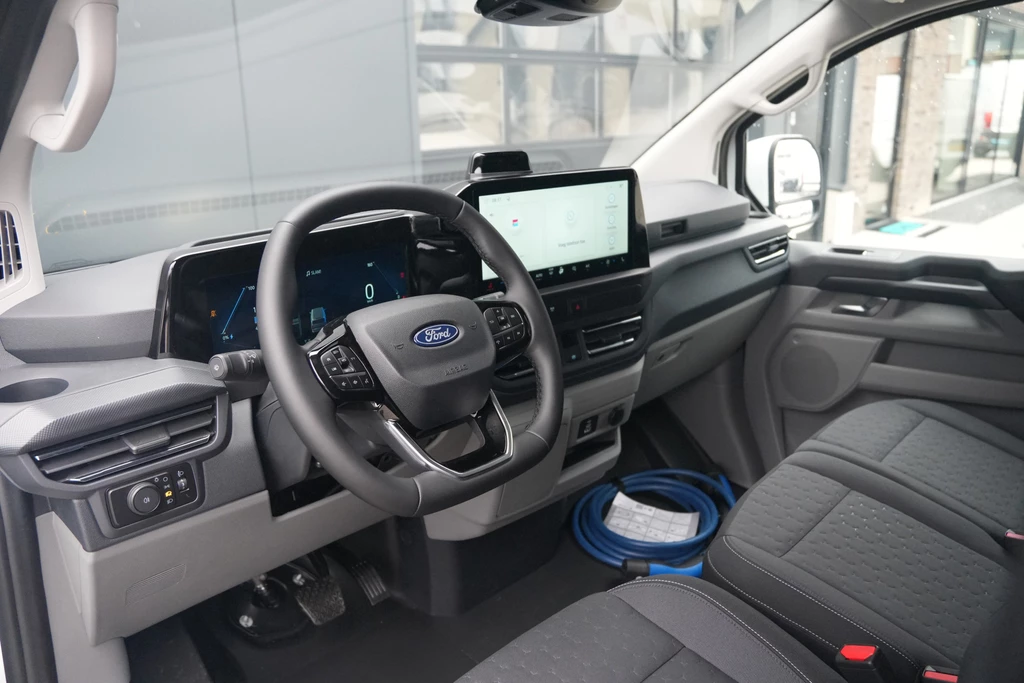 Ford E-Transit Custom – foto 14