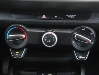 Kia Stonic – thumbnail 18