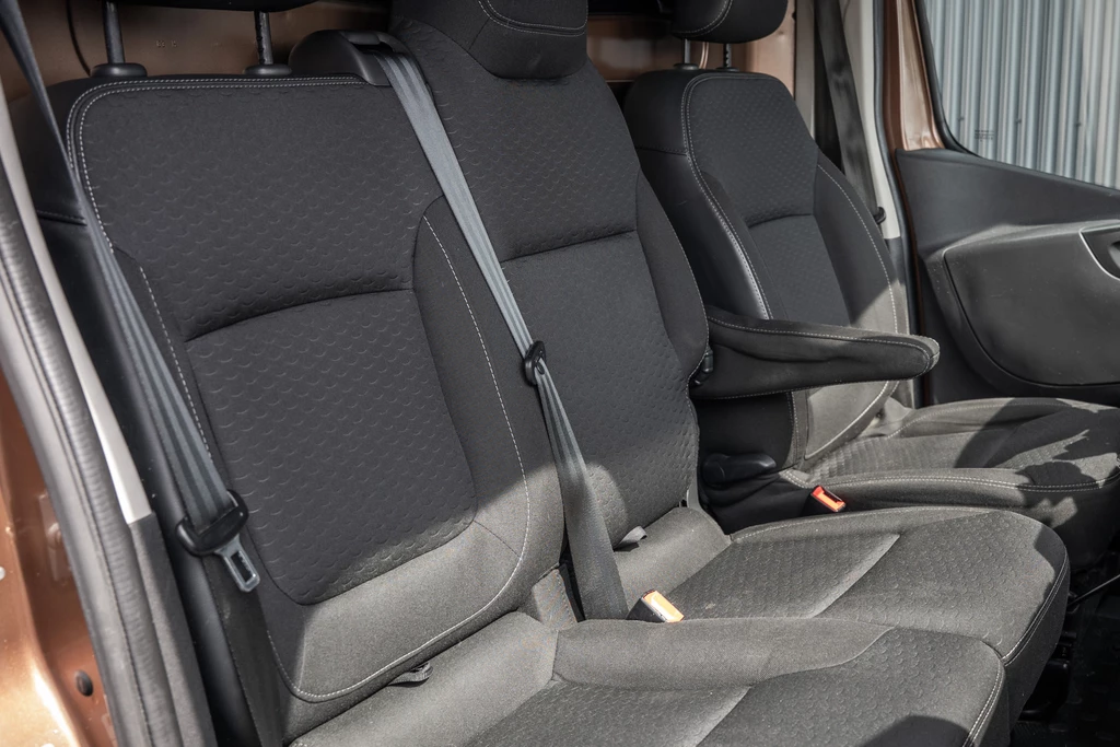 Opel Vivaro – foto 13