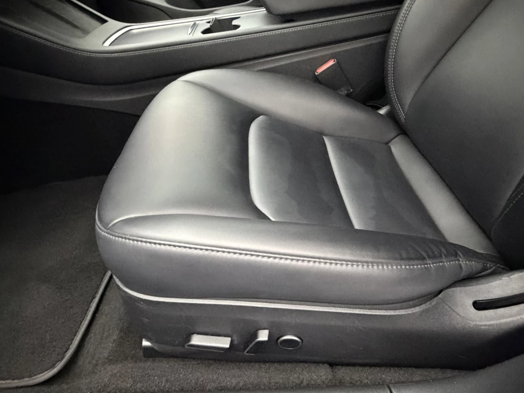 Tesla Model 3 – foto 12