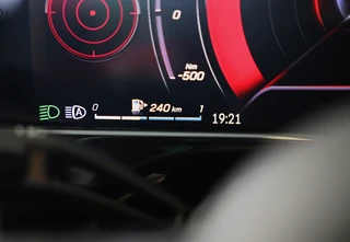 Mercedes-Benz E-Klasse – thumbnail 51