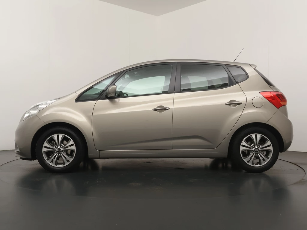 Kia Venga – foto 3