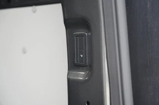 Ford E-Transit Custom – thumbnail 46