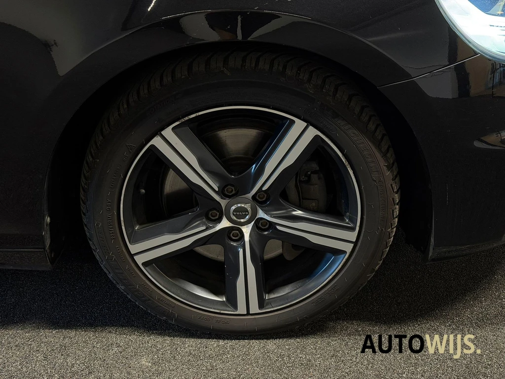 Volvo V40 – foto 24