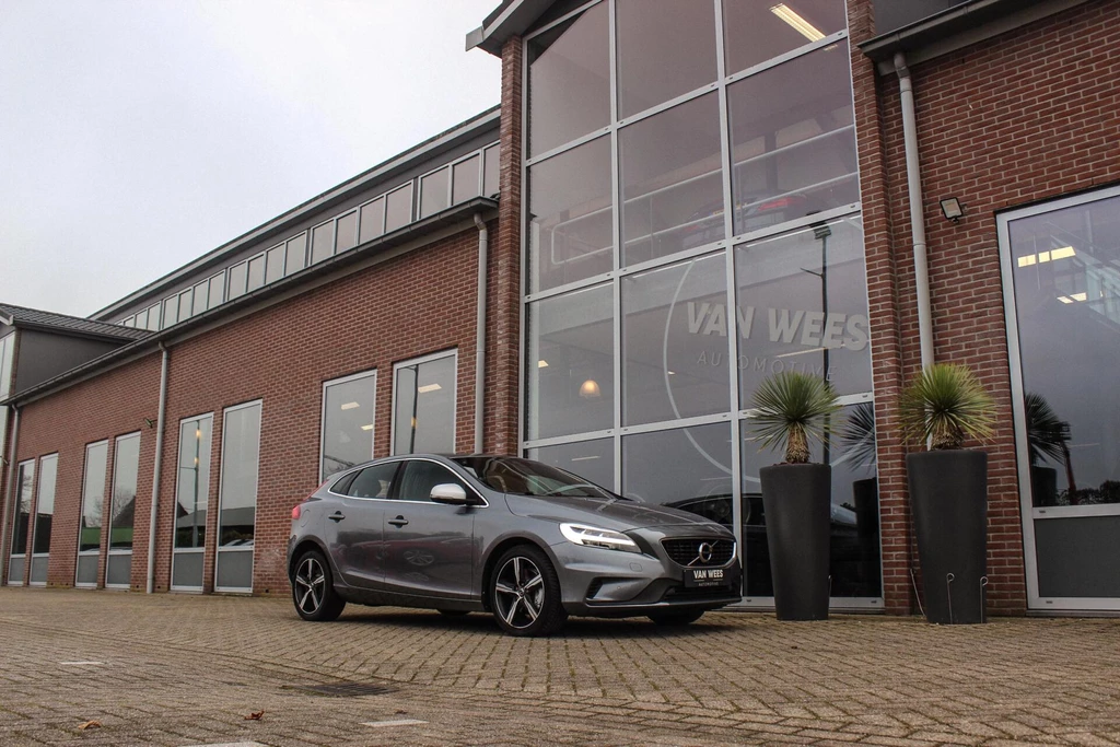 Volvo V40 – foto 11