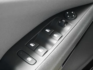 Opel Crossland X – thumbnail 16