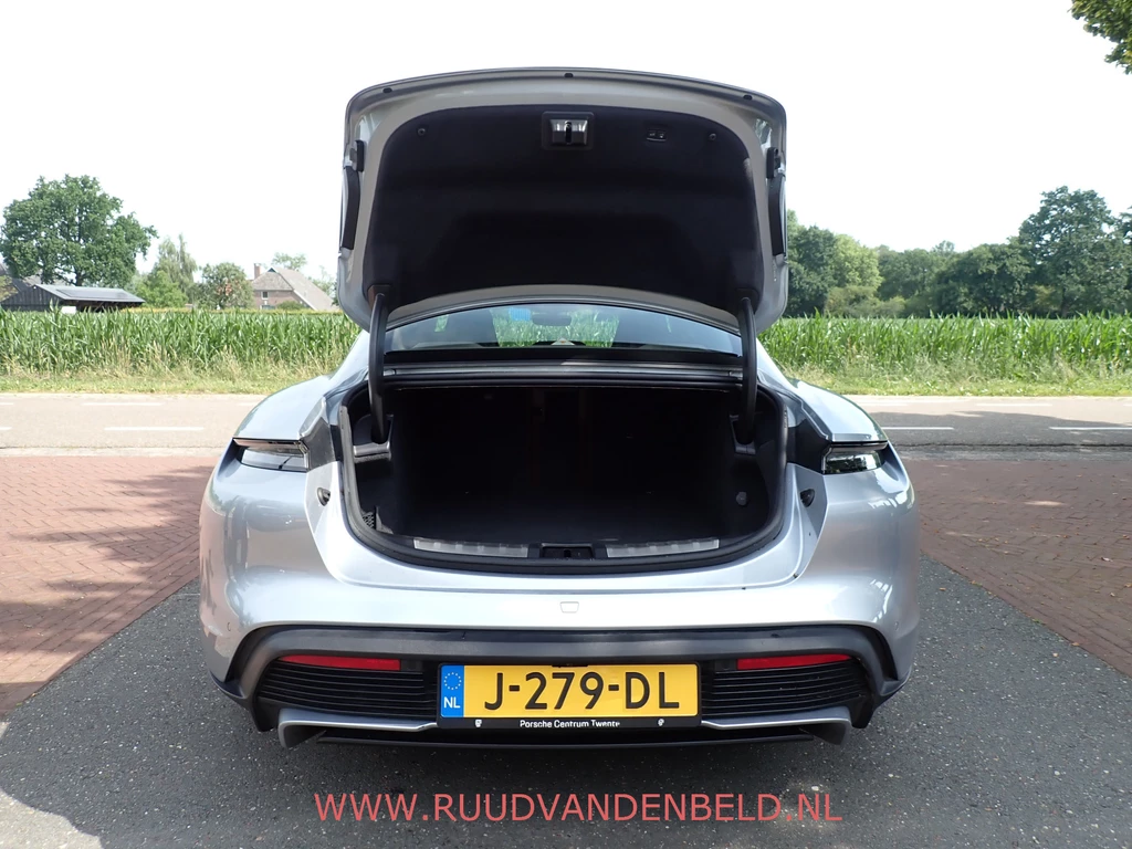 Porsche Taycan – foto 43