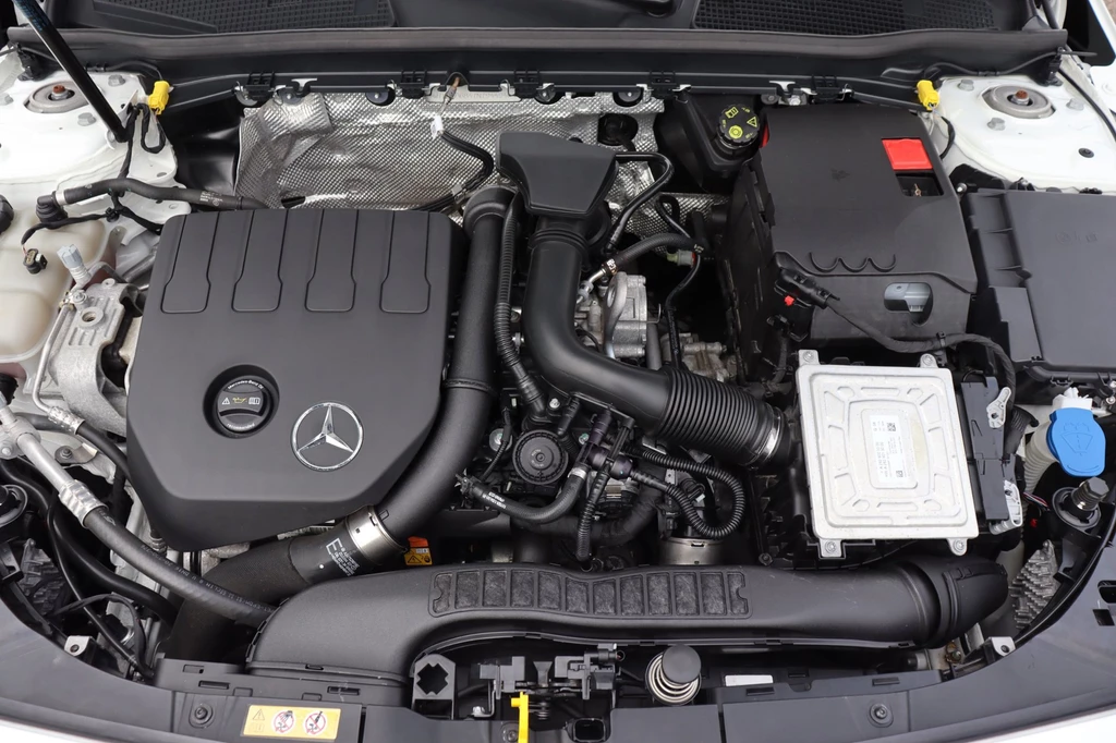 Mercedes-Benz CLA – foto 39
