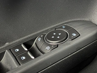 Ford Kuga – thumbnail 18