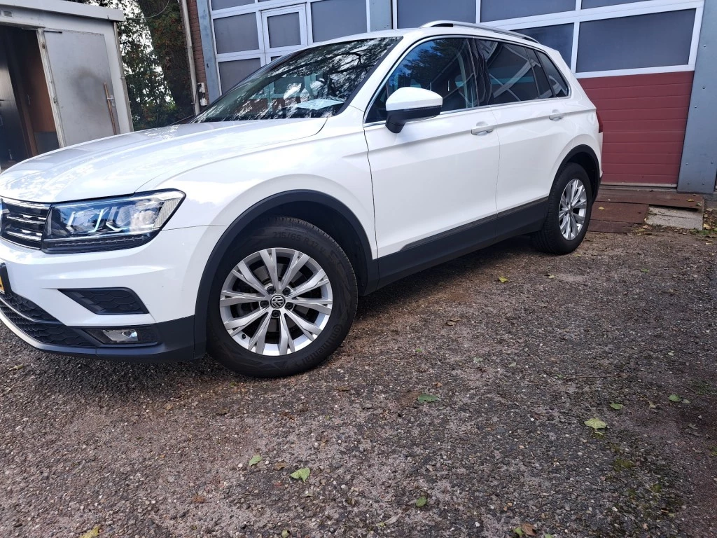 Volkswagen Tiguan – foto 2