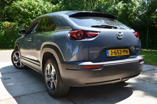Mazda MX-30 – thumbnail 8
