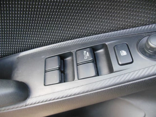 Mazda 2 – thumbnail 9