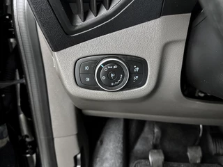 Ford Transit Connect – thumbnail 27