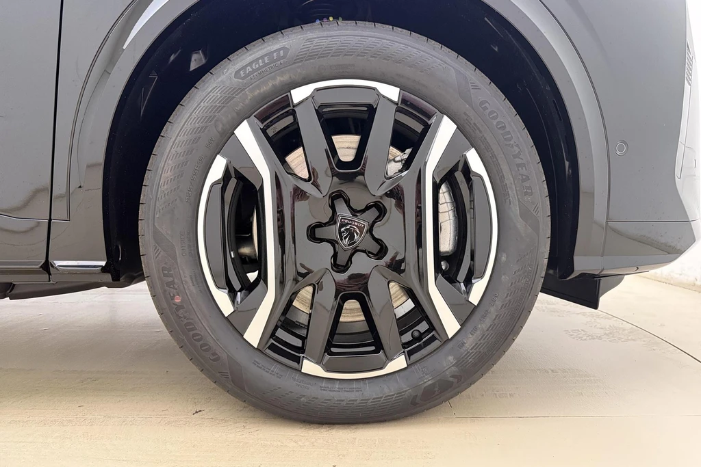 Peugeot e-3008 – foto 14