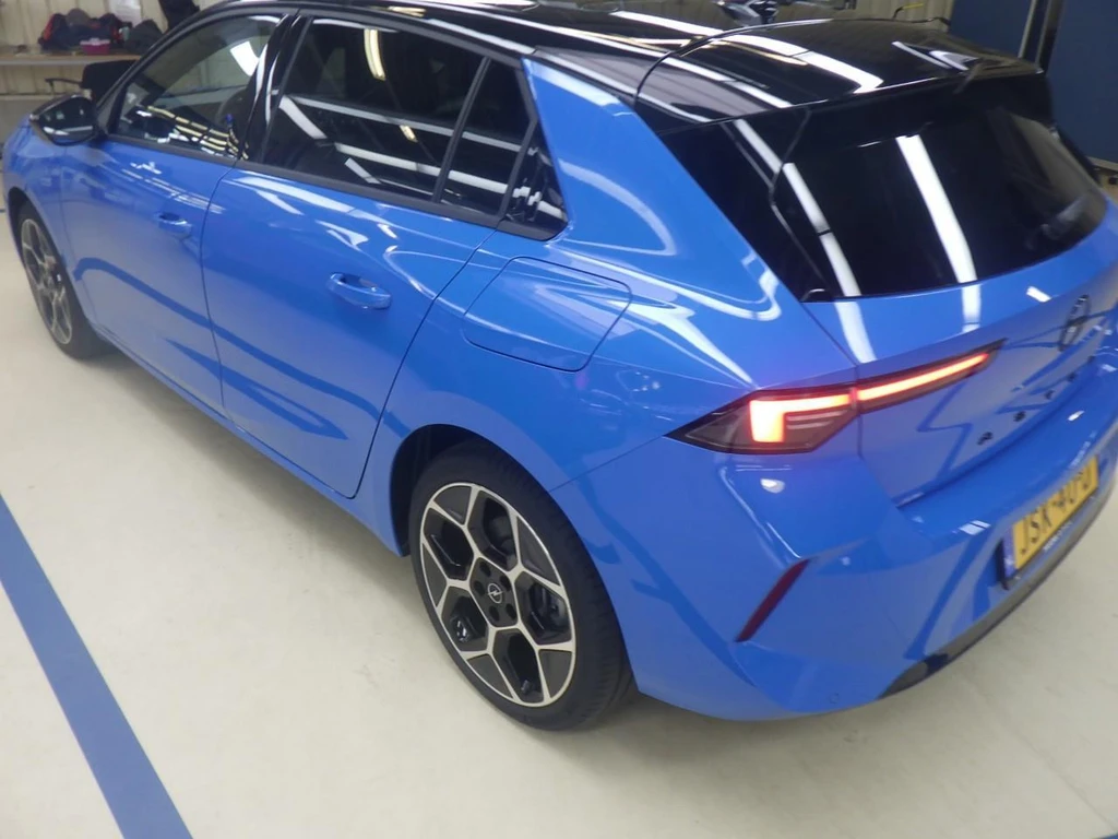 Opel Astra – foto 2