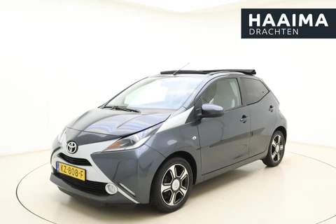 Toyota Aygo 1.0 VVT-i x-clusiv | Elektrisch vouwdak | Climate Control | Achteruitrijcamera | Bluetooth telefoonverbinding | Elektrische ramen voor