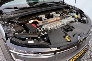 Renault Megane E-Tech – thumbnail 29
