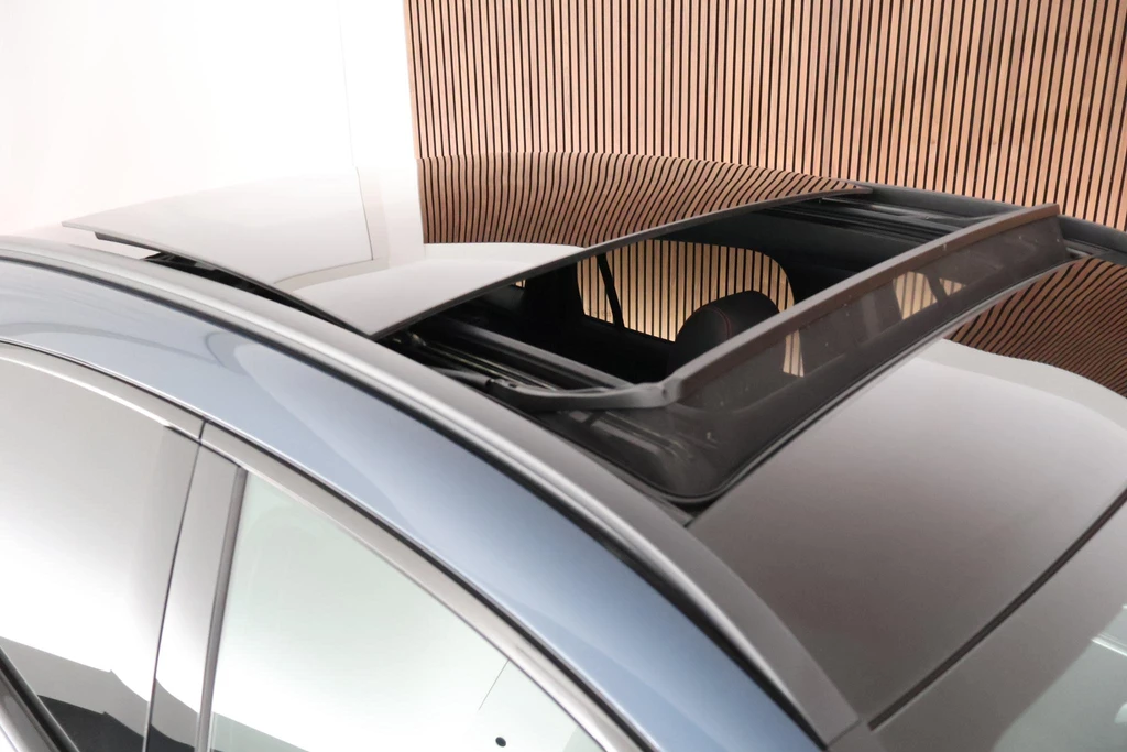 Mercedes-Benz EQA – foto 15