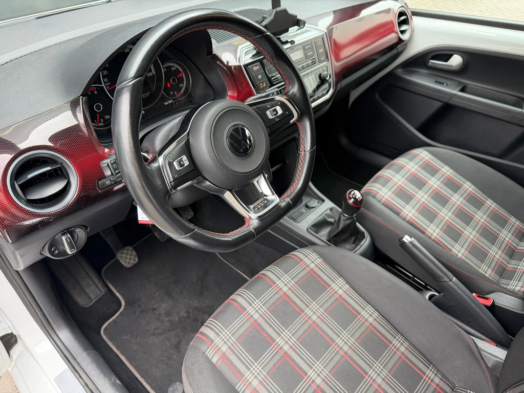 Volkswagen up! – foto 16