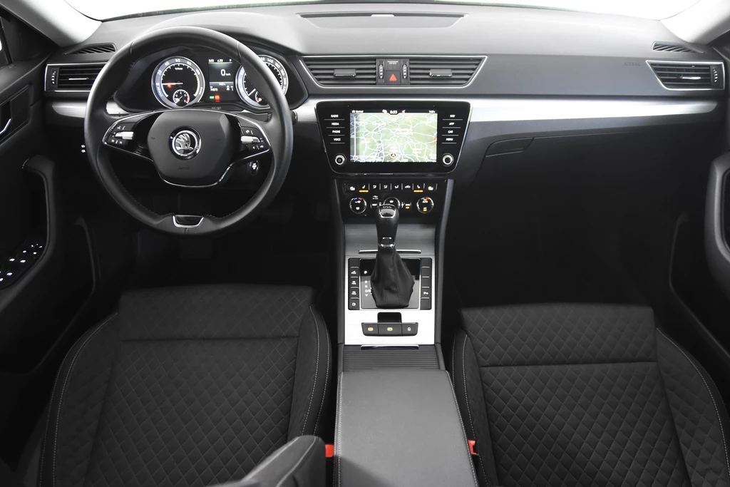 Škoda Superb – foto 15