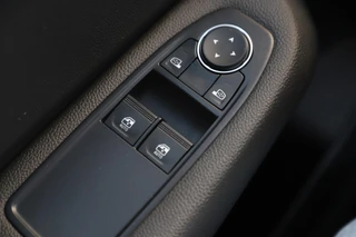 Renault Clio – thumbnail 12