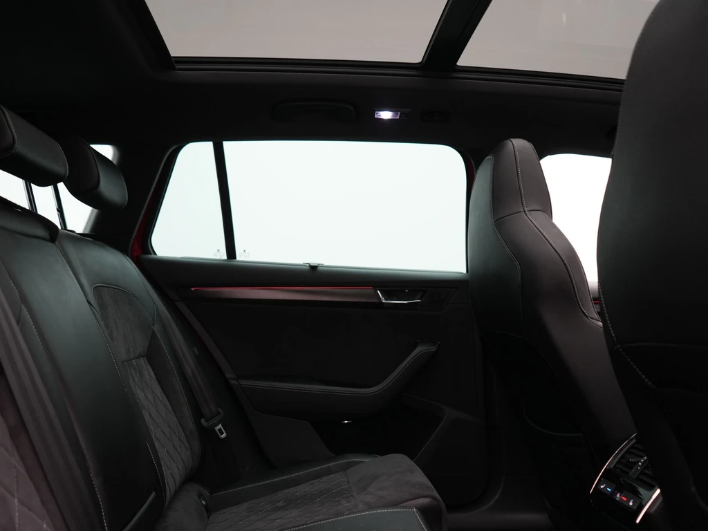 Škoda Superb – foto 15