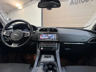 Jaguar F-PACE – thumbnail 14