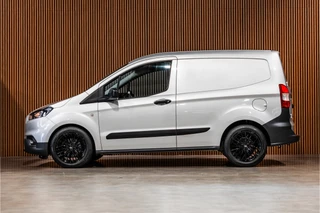 Ford Transit Courier – thumbnail 4