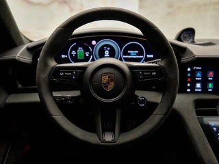 Porsche Taycan – thumbnail 21