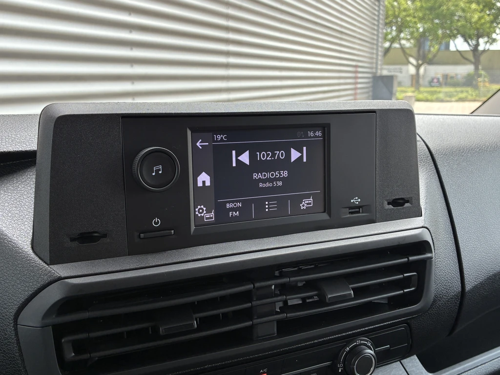 Opel Vivaro – foto 22
