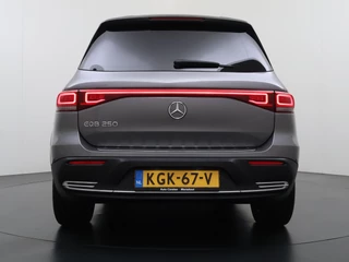 Mercedes-Benz EQB – thumbnail 4