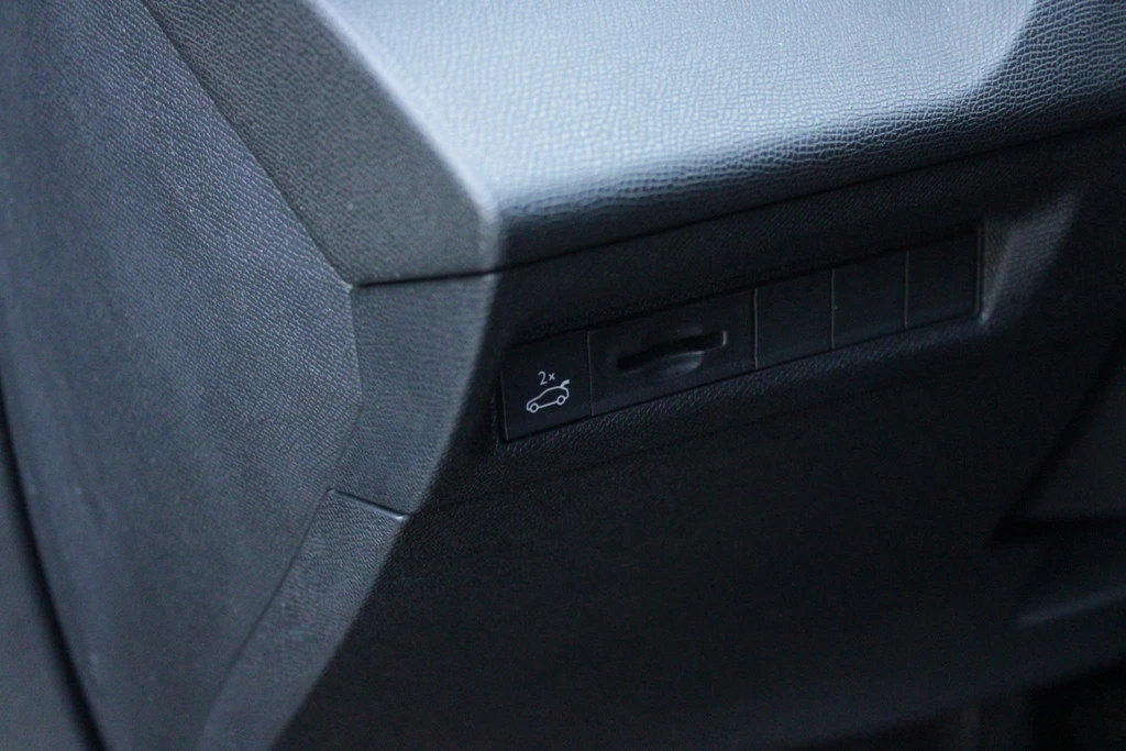 Peugeot 408 – foto 34