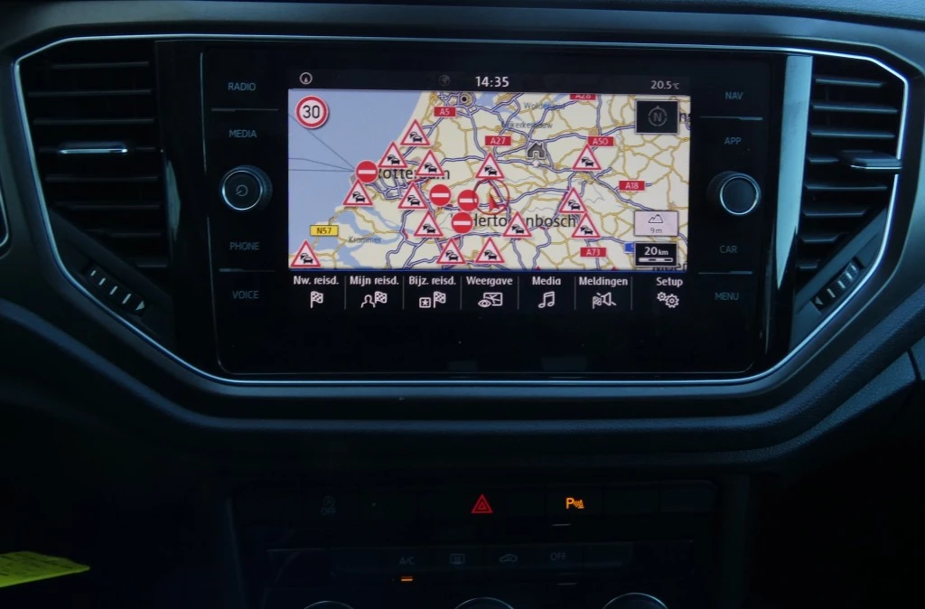 Volkswagen T-Roc – foto 17