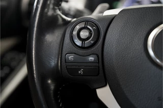Lexus IS – thumbnail 26