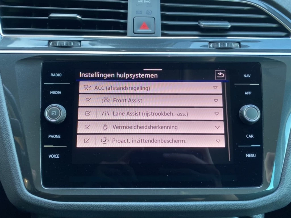 Volkswagen Tiguan – foto 22