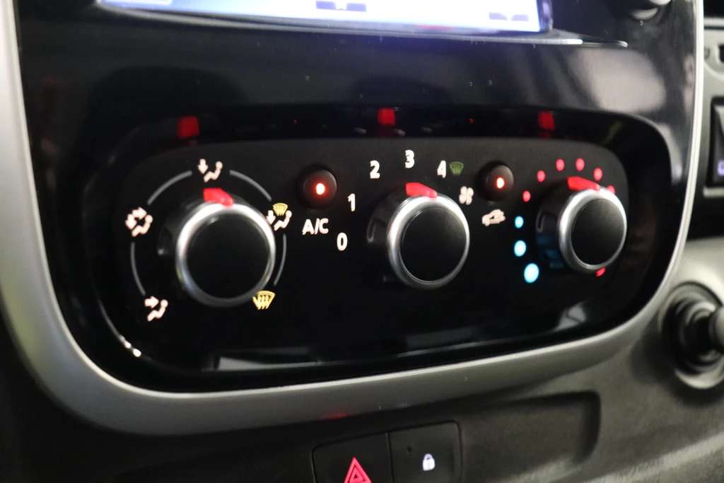 Renault Trafic – foto 15