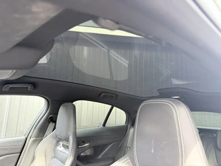 Jaguar I-PACE – thumbnail 28