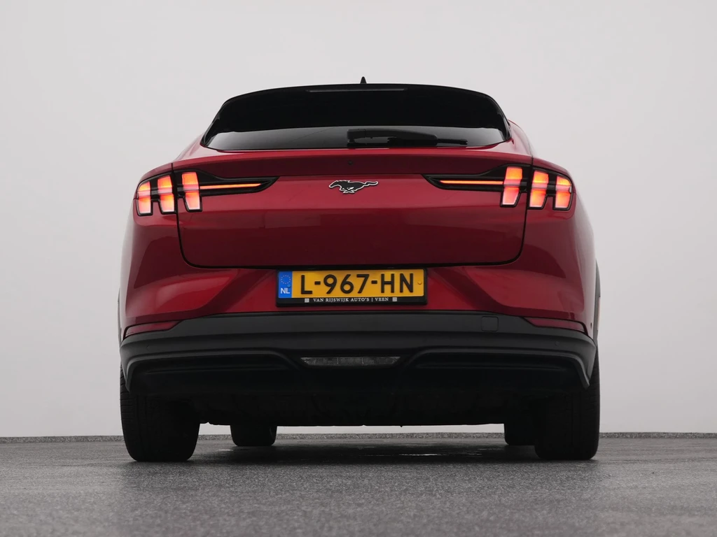 Ford Mustang Mach-E – foto 10
