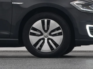 Volkswagen e-Golf – thumbnail 43