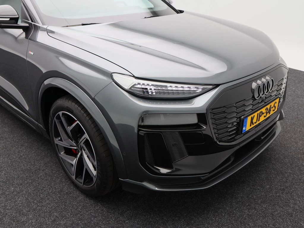 Audi Q6 e-tron – foto 8