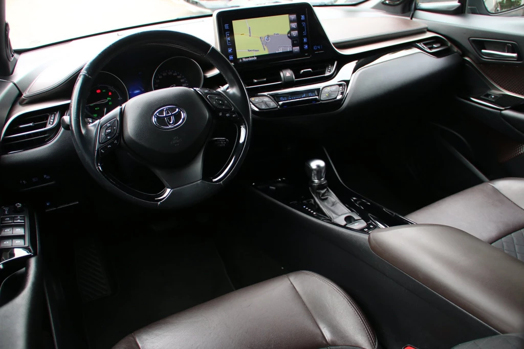 Toyota C-HR – foto 8