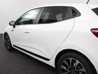 Mitsubishi Colt – thumbnail 32