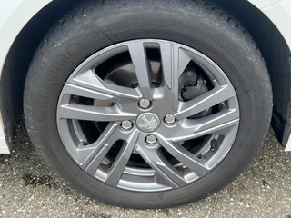 Peugeot 208 – thumbnail 8