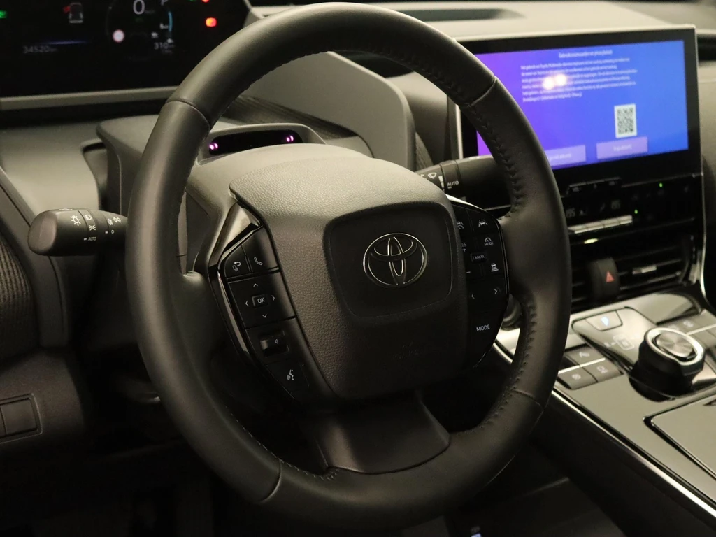 Toyota bZ4X – foto 12