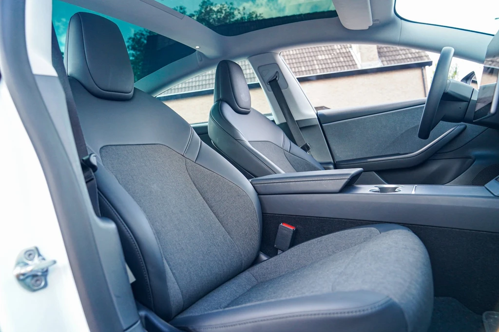 Tesla Model 3 – foto 13
