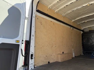 Ford E-Transit – thumbnail 17